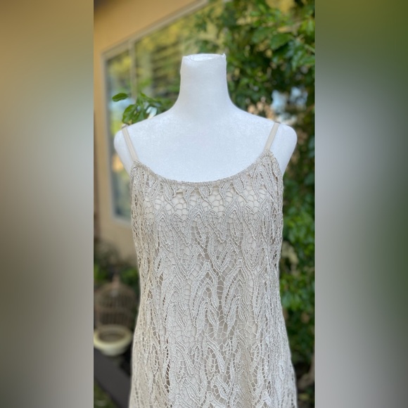 Alice + Olivia Mini Dress - Picture 4 of 6